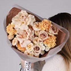 Букет цветов в сборном исполнении